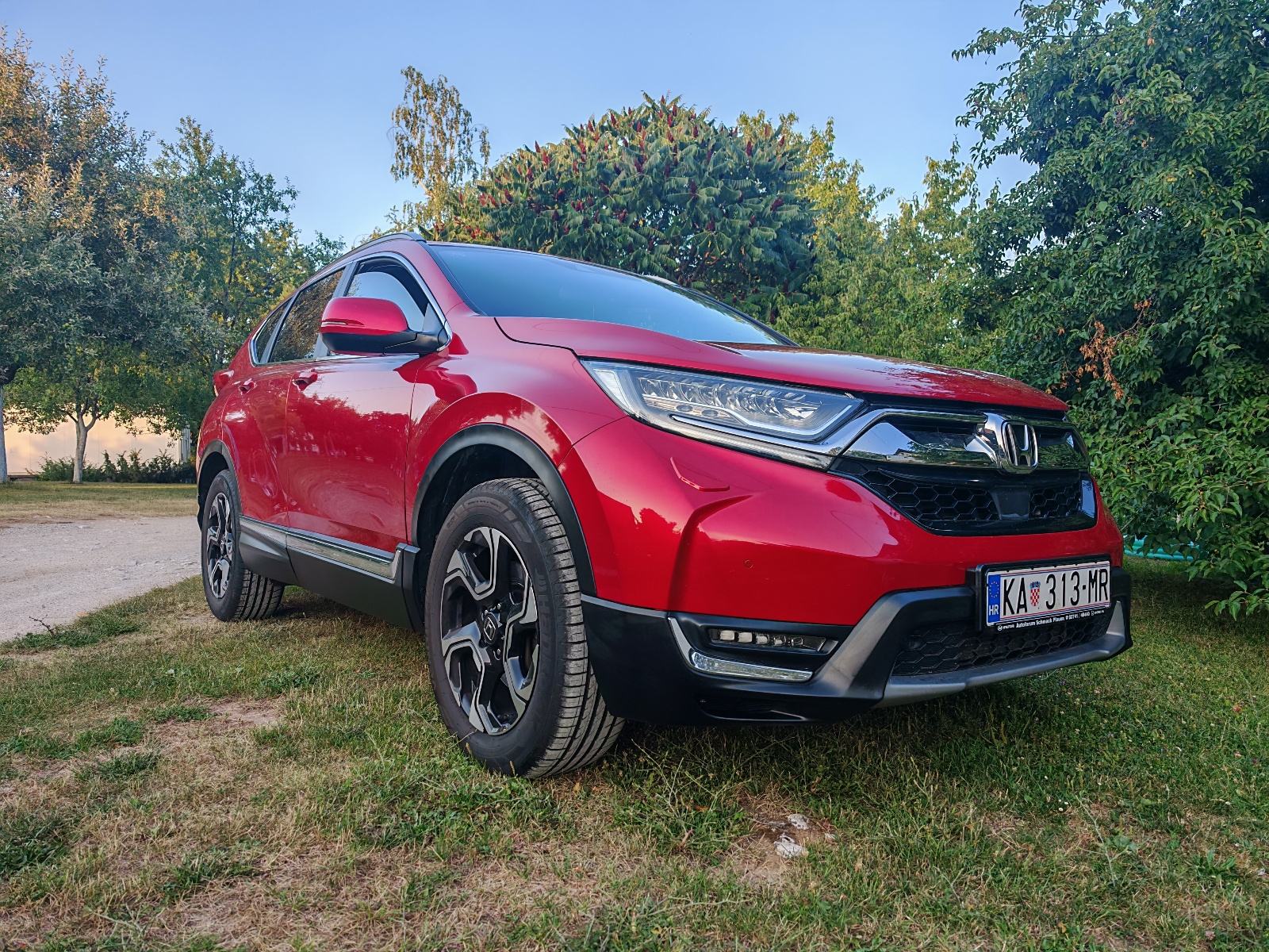 Honda CR-V 1,5 AWD, fotografija 2