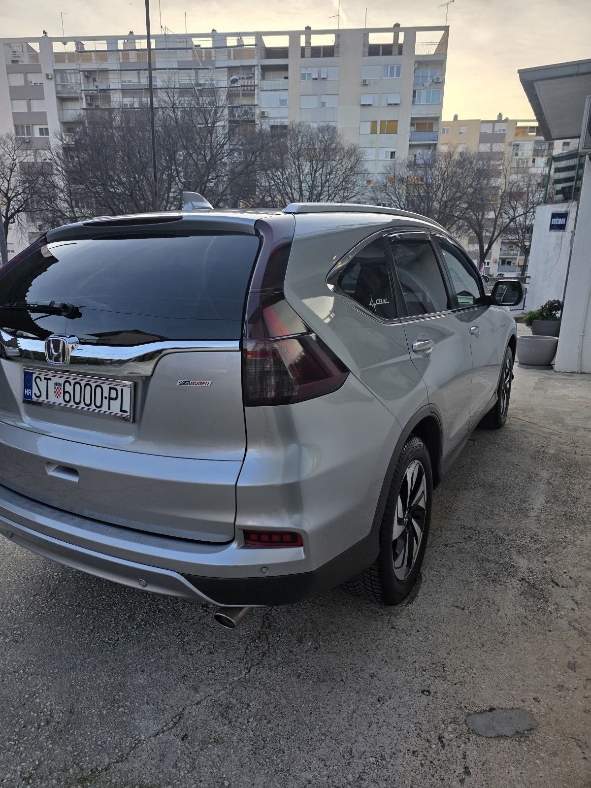 Honda CR-V 1,6 i-DTEC automatik, fotografija 6