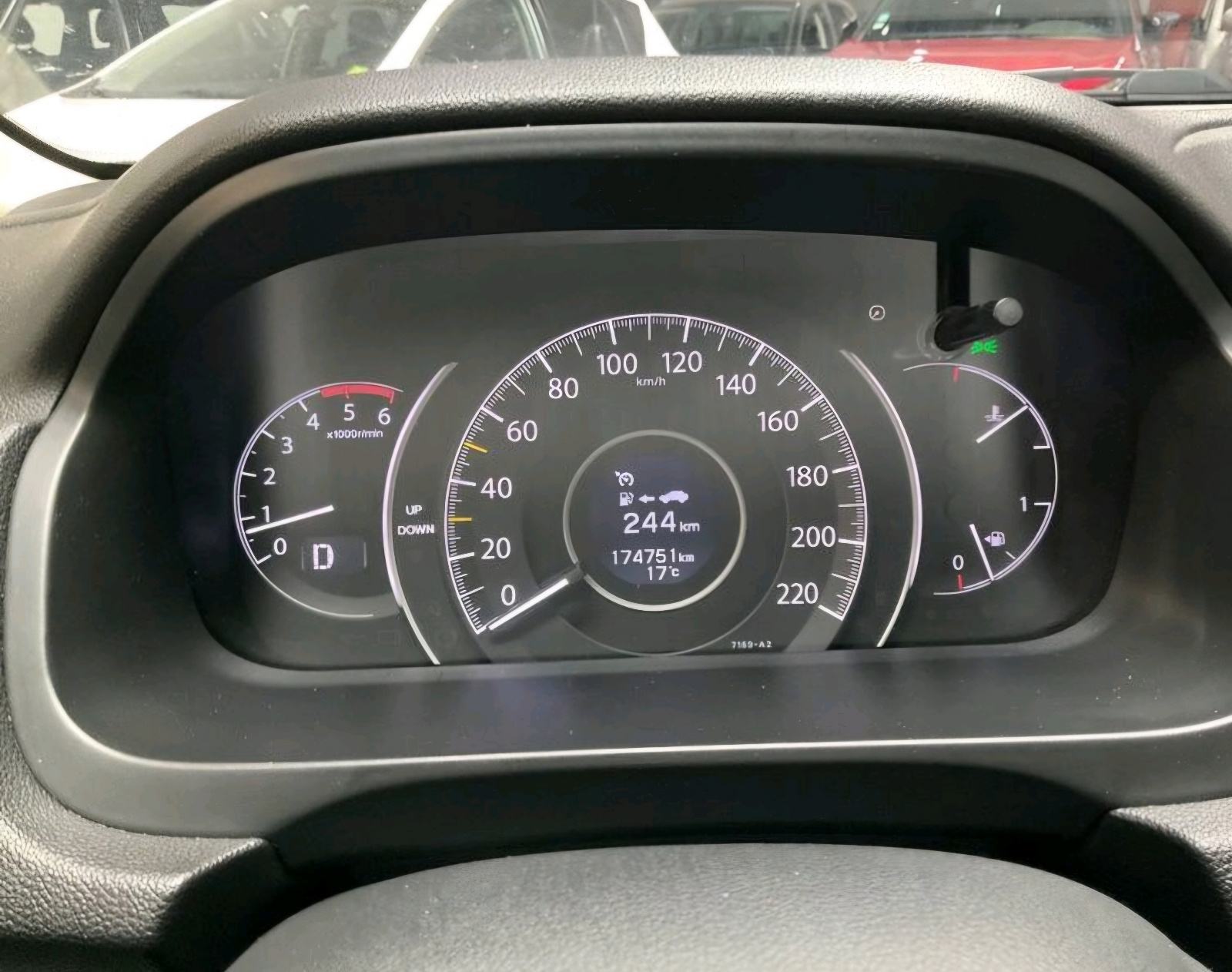 Honda CR-V 1,6 i-DTEC 4x4 automatik, fotografija 7