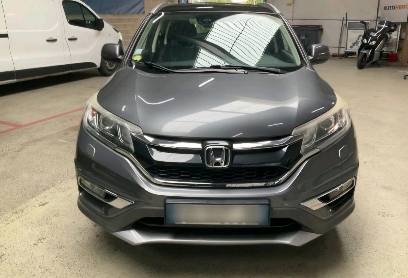 Honda CR-V 1,6 i-DTEC 4x4 automatik, fotografija 3