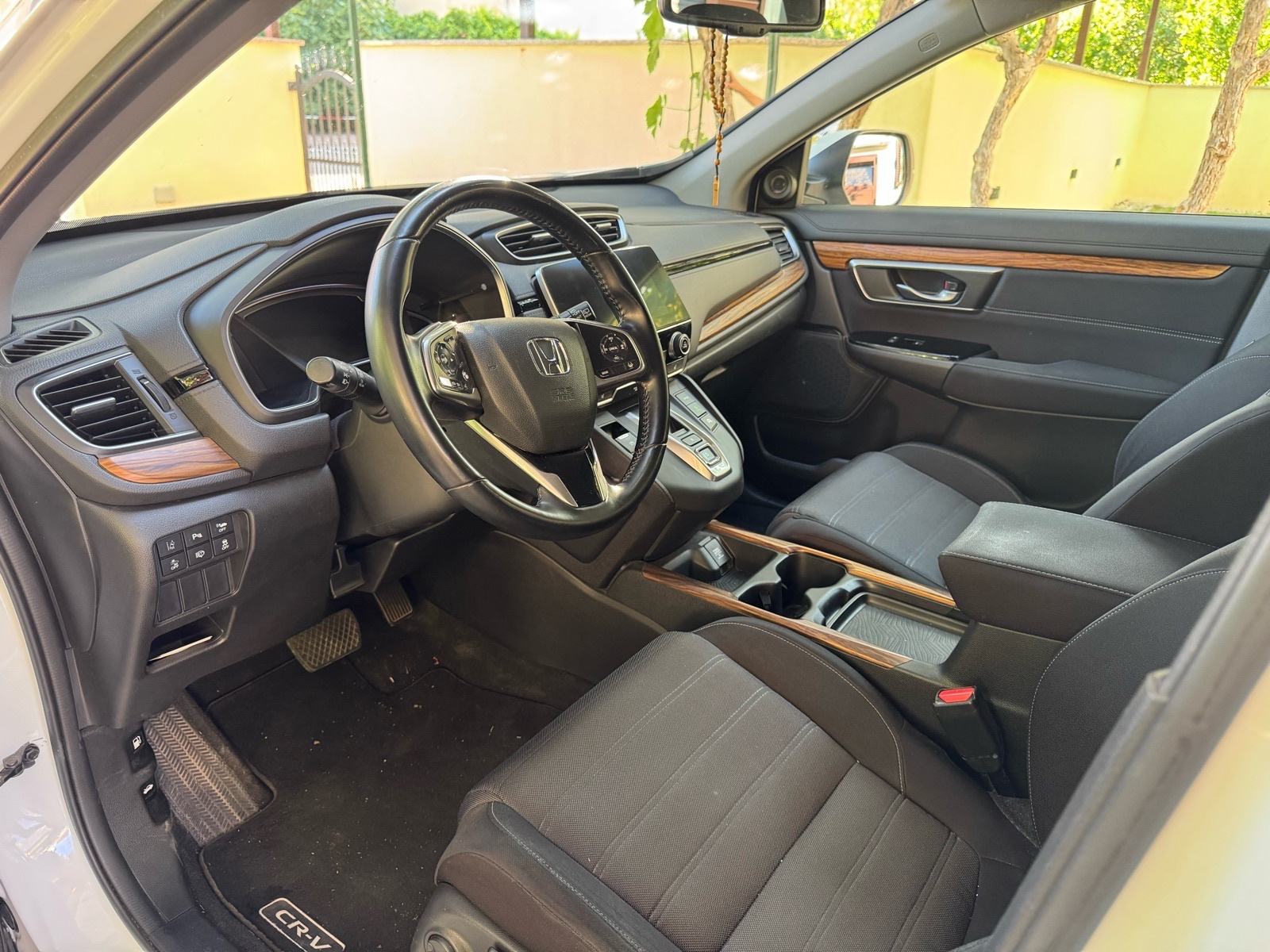 Honda CR-V 2,0 hybrid, automatik, u PDV-u, 2 seta kotaca, fotografija 8