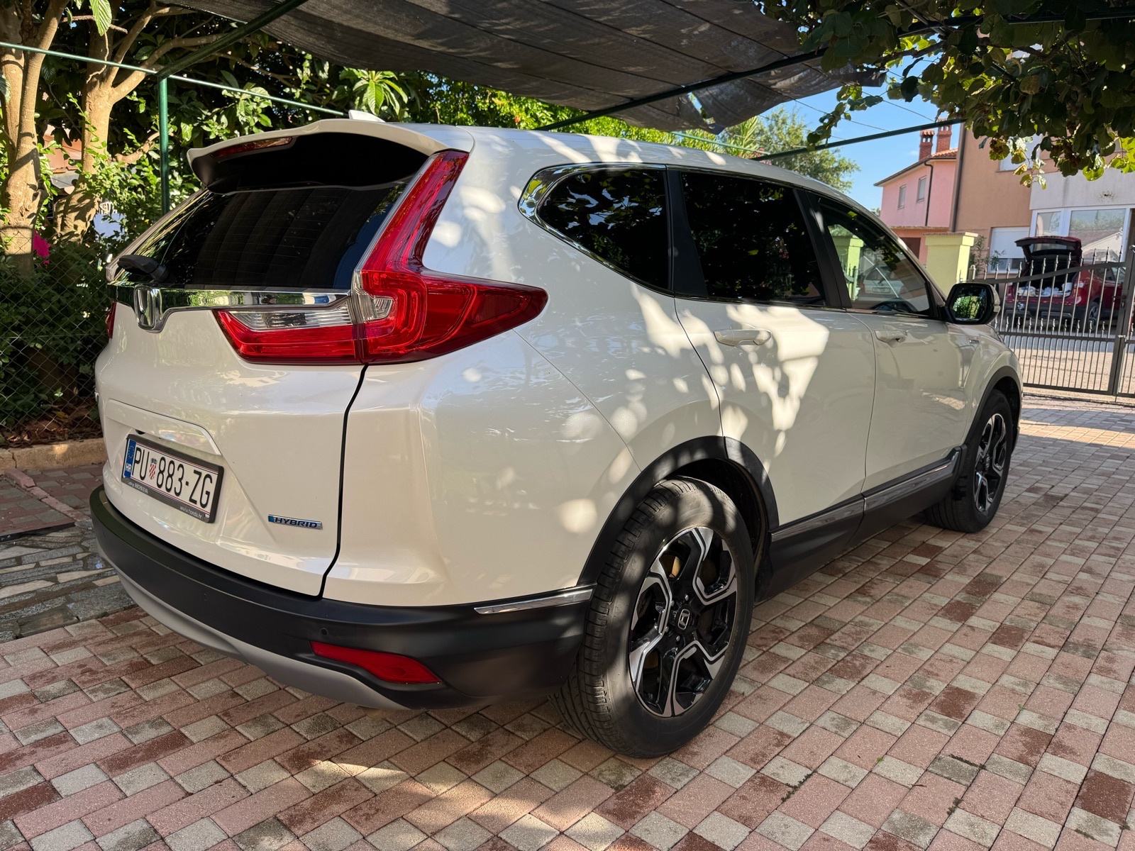 Honda CR-V 2,0 hybrid, automatik, u PDV-u, 2 seta kotaca, fotografija 5
