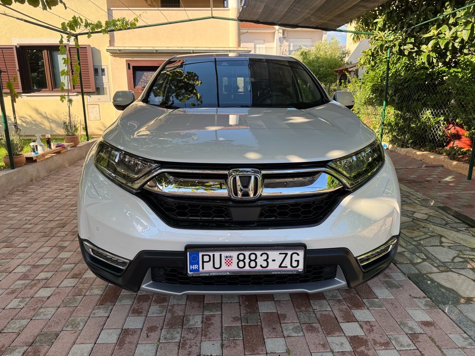Honda CR-V 2,0 hybrid, automatik, u PDV-u, 2 seta kotaca, fotografija 3