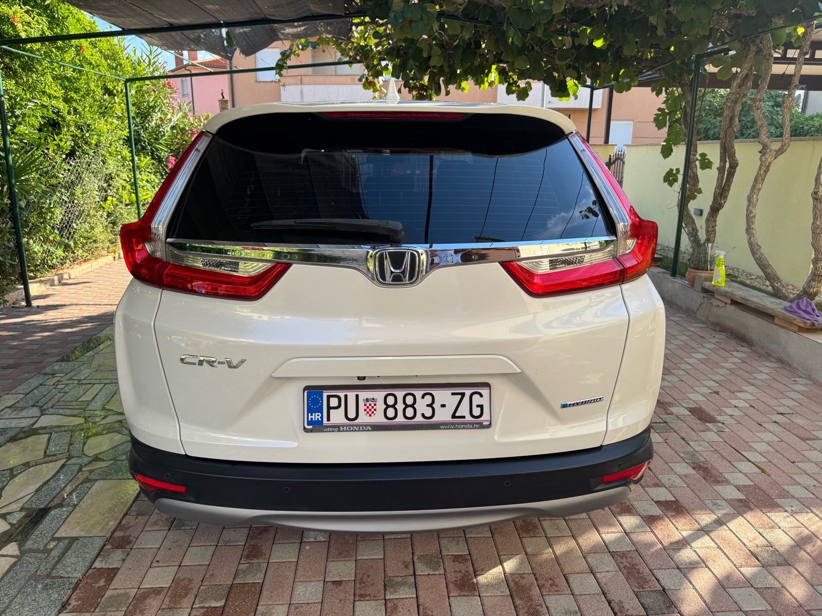 Honda CR-V 2,0 hybrid, automatik, u PDV-u, 2 seta kotaca, fotografija 6