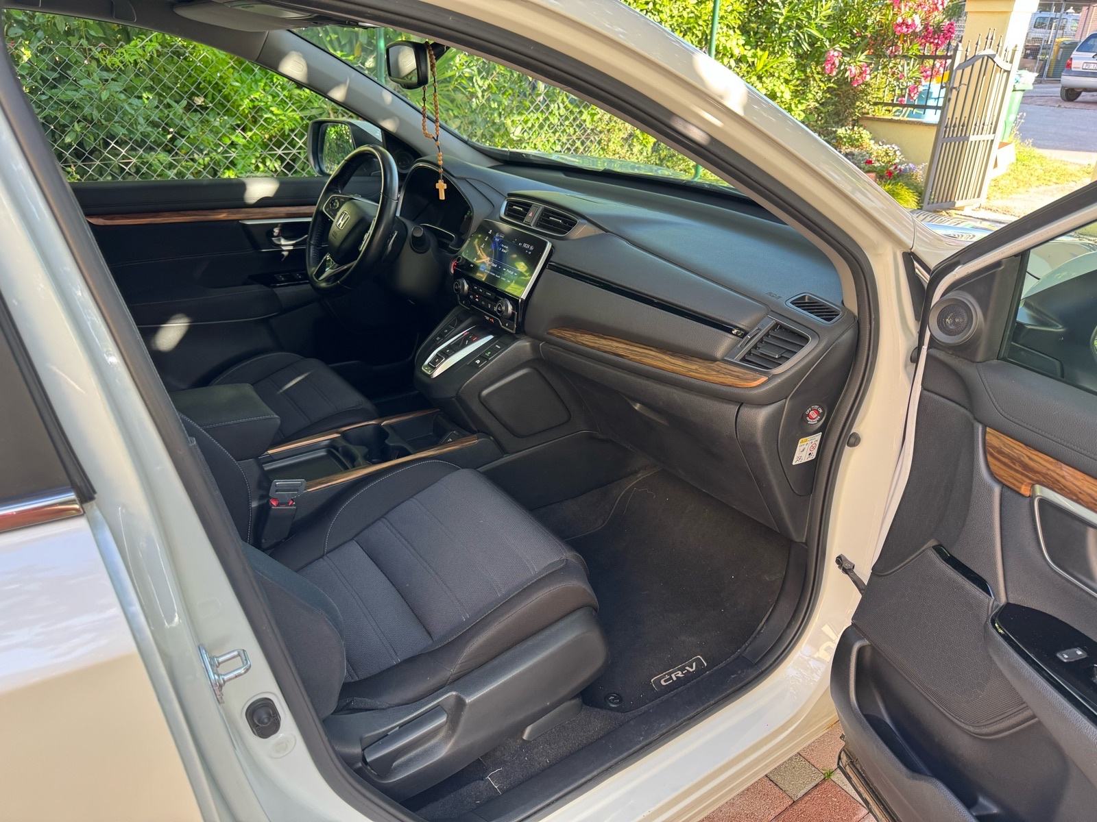 Honda CR-V 2,0 hybrid, automatik, u PDV-u, 2 seta kotaca, fotografija 12