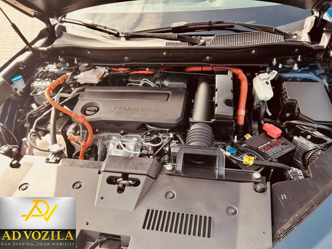 Honda CR-V Hybrid Elegance*Panorama*Keyless*Kamera*Koža€46.990do reg., fotografija 6