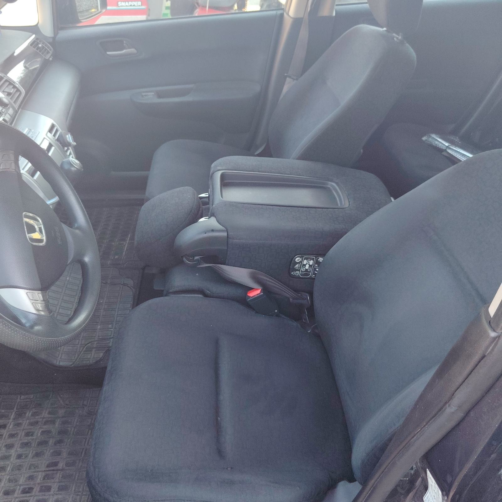 Honda FR-V 2,2, fotografija 8
