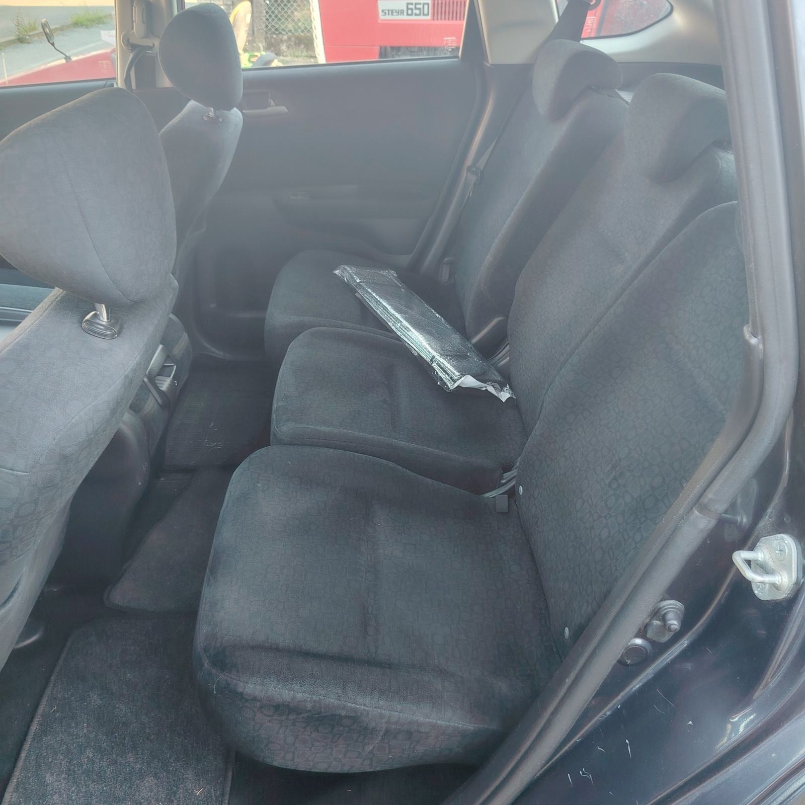 Honda FR-V 2,2, fotografija 10