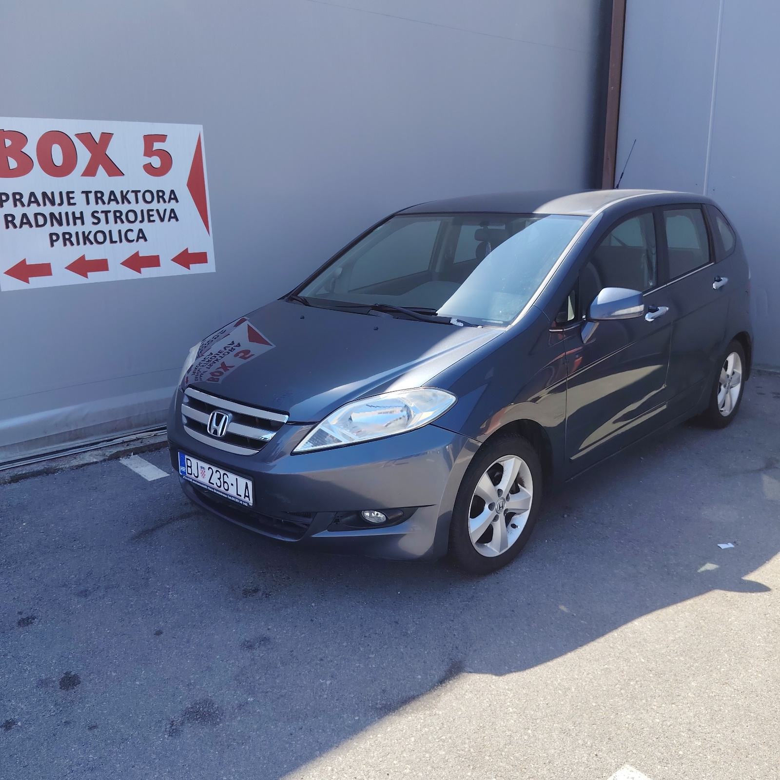 Honda FR-V 2,2, fotografija 9
