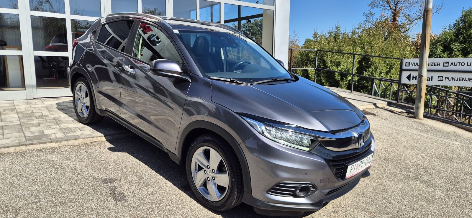 Honda HR-V 1,5 Executive CVT, samo 50.000km!, fotografija 2