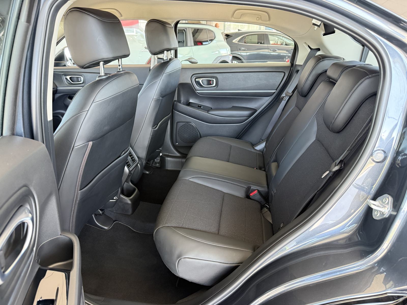 Honda HR-V 1,5 Hybrid Advance, fotografija 17