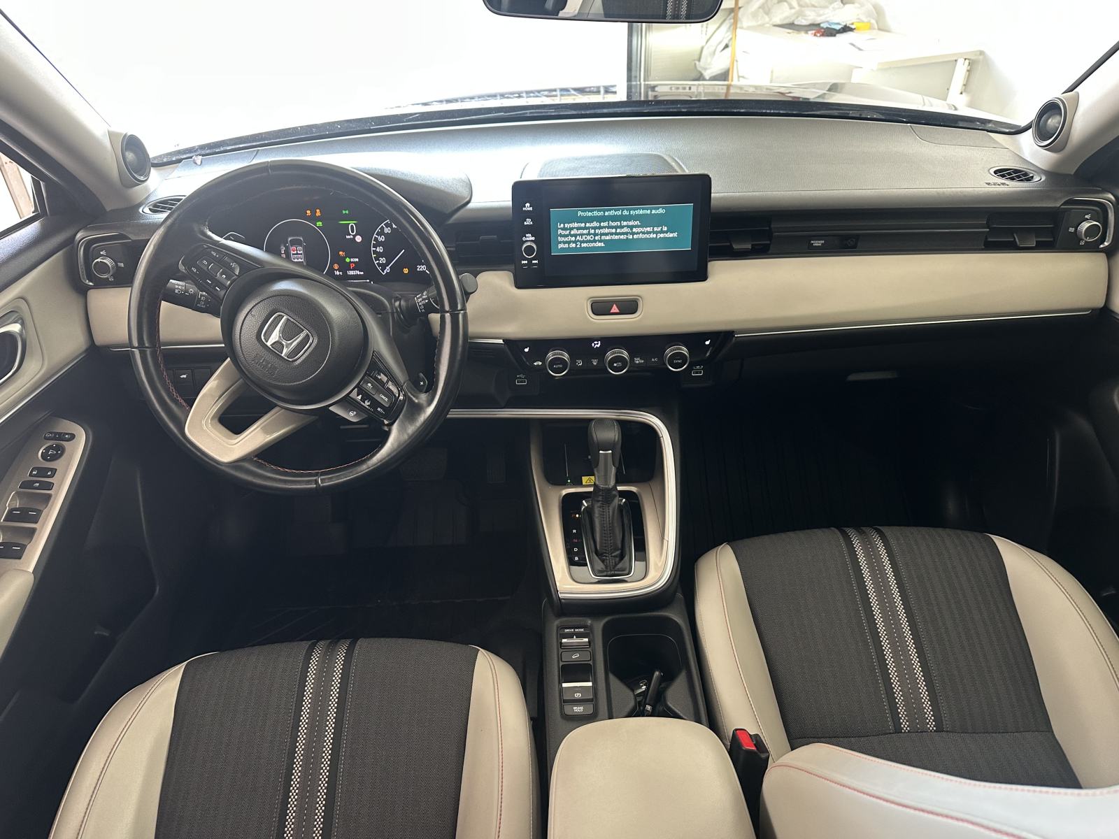 Honda HR-V 1,5, fotografija 9