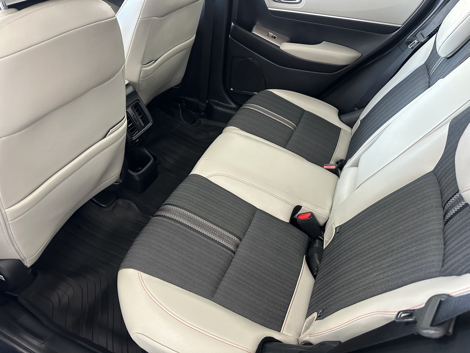 Honda HR-V 1,5, fotografija 8