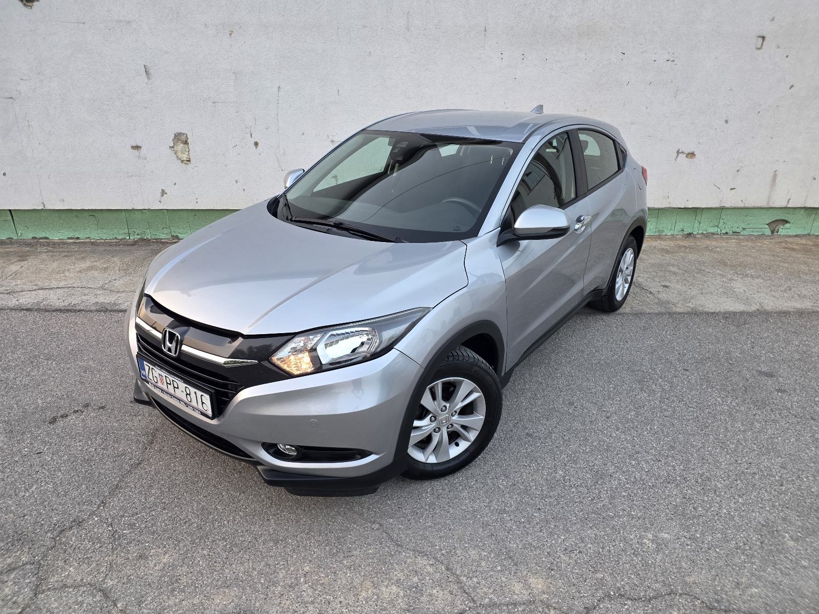 Honda HR-V 1,5 i-VTEC AUTOMATIC, NAVIGACIJA, JAMSTVO 12MJ., fotografija 2
