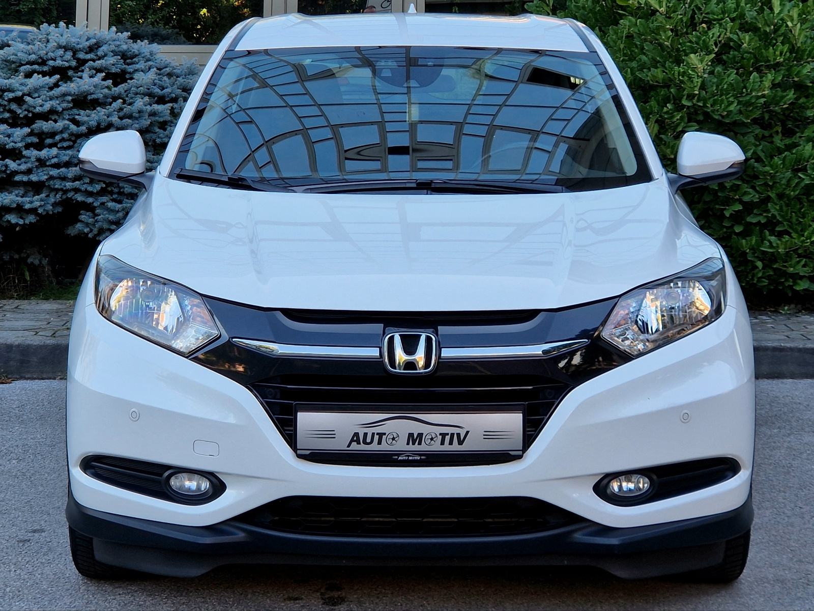 HONDA HR-V 1.5 i-VTEC ELEGANCE - 1.VLASNIK-ORIGINALNO STANJE-SERVISNA, fotografija 2