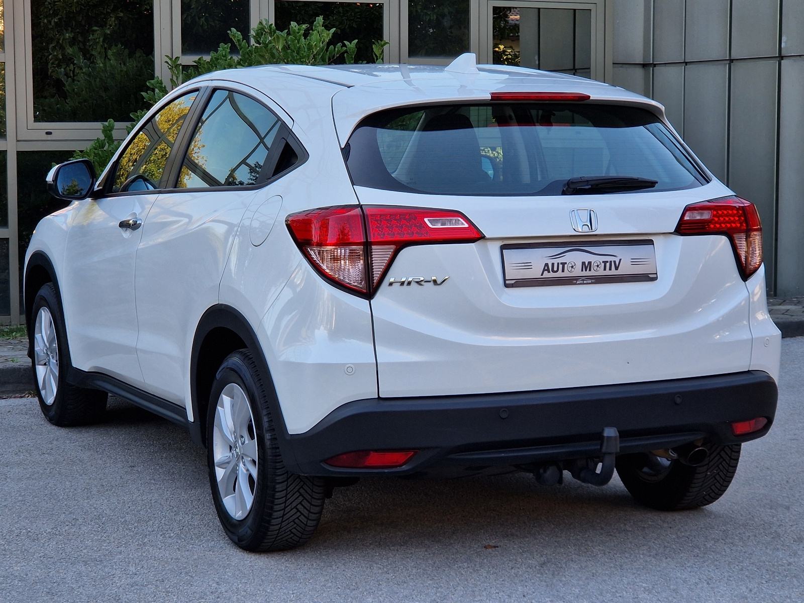 HONDA HR-V 1.5 i-VTEC ELEGANCE - 1.VLASNIK-ORIGINALNO STANJE-SERVISNA, fotografija 7