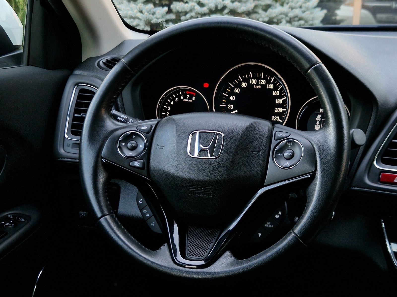 HONDA HR-V 1.5 i-VTEC ELEGANCE - 1.VLASNIK-ORIGINALNO STANJE-SERVISNA, fotografija 20