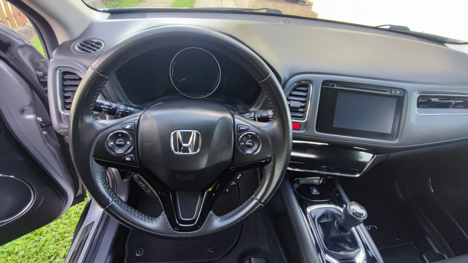 Honda HR-V 1,5 i-VTEC Elegance, fotografija 13
