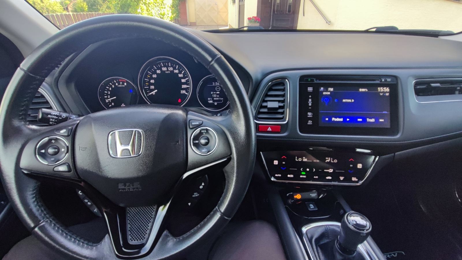 Honda HR-V 1,5 i-VTEC Elegance, fotografija 14