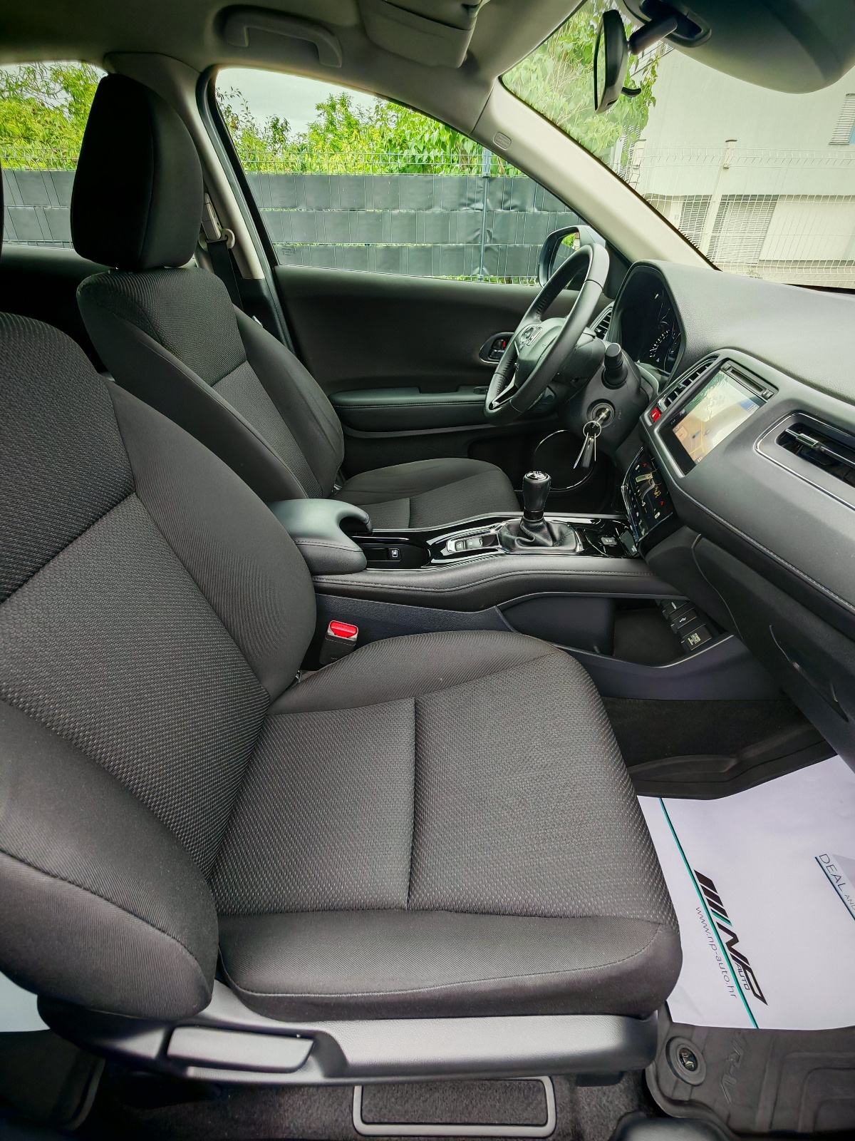 Honda HR-V 1,5 i-VTEC Elegance, fotografija 14