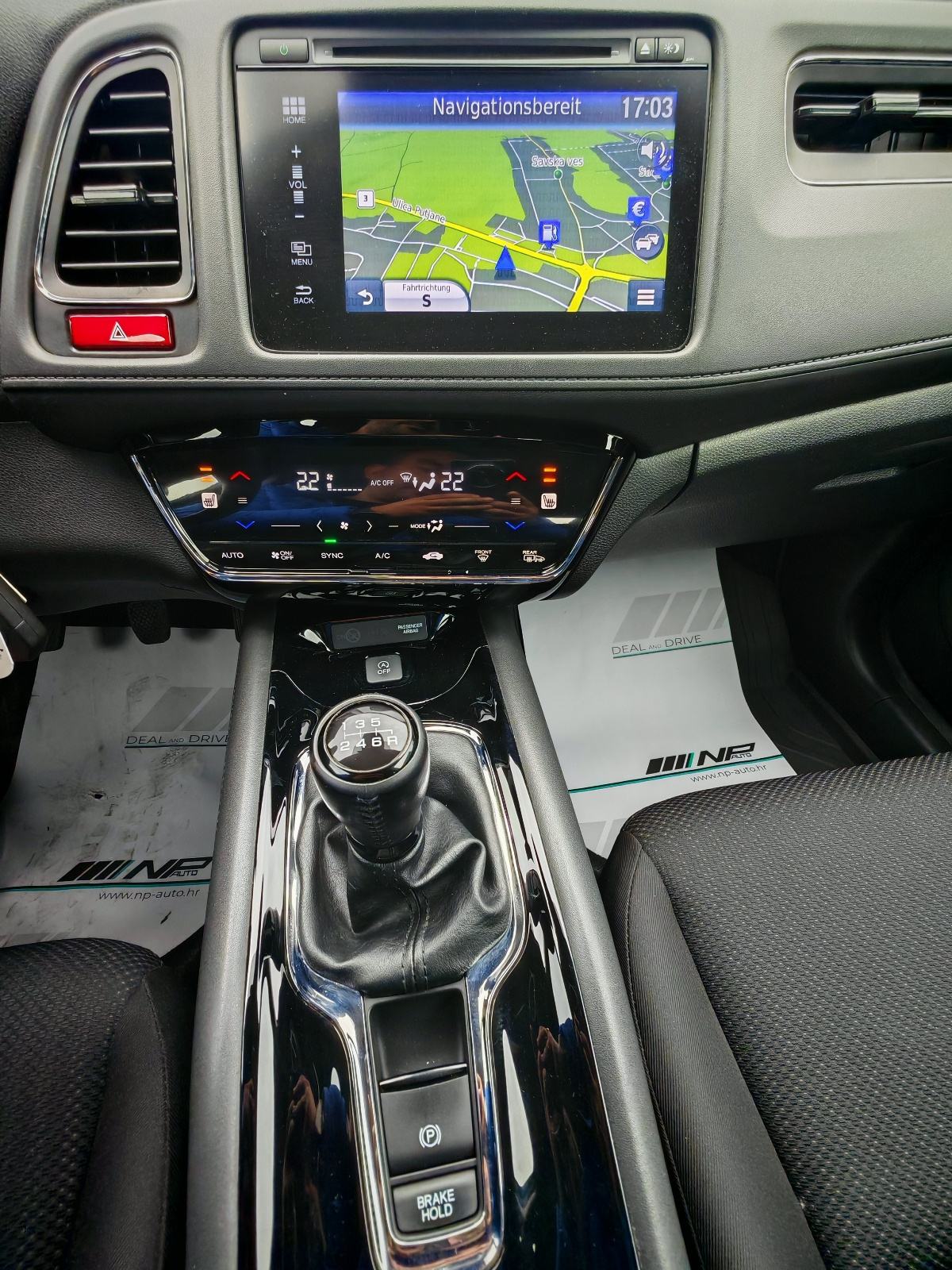 Honda HR-V 1,5 i-VTEC Elegance, fotografija 16