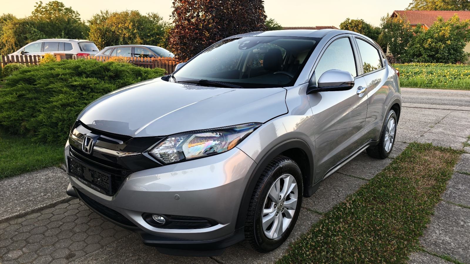 Honda HR-V 1,5 i-VTEC Elegance, fotografija 1
