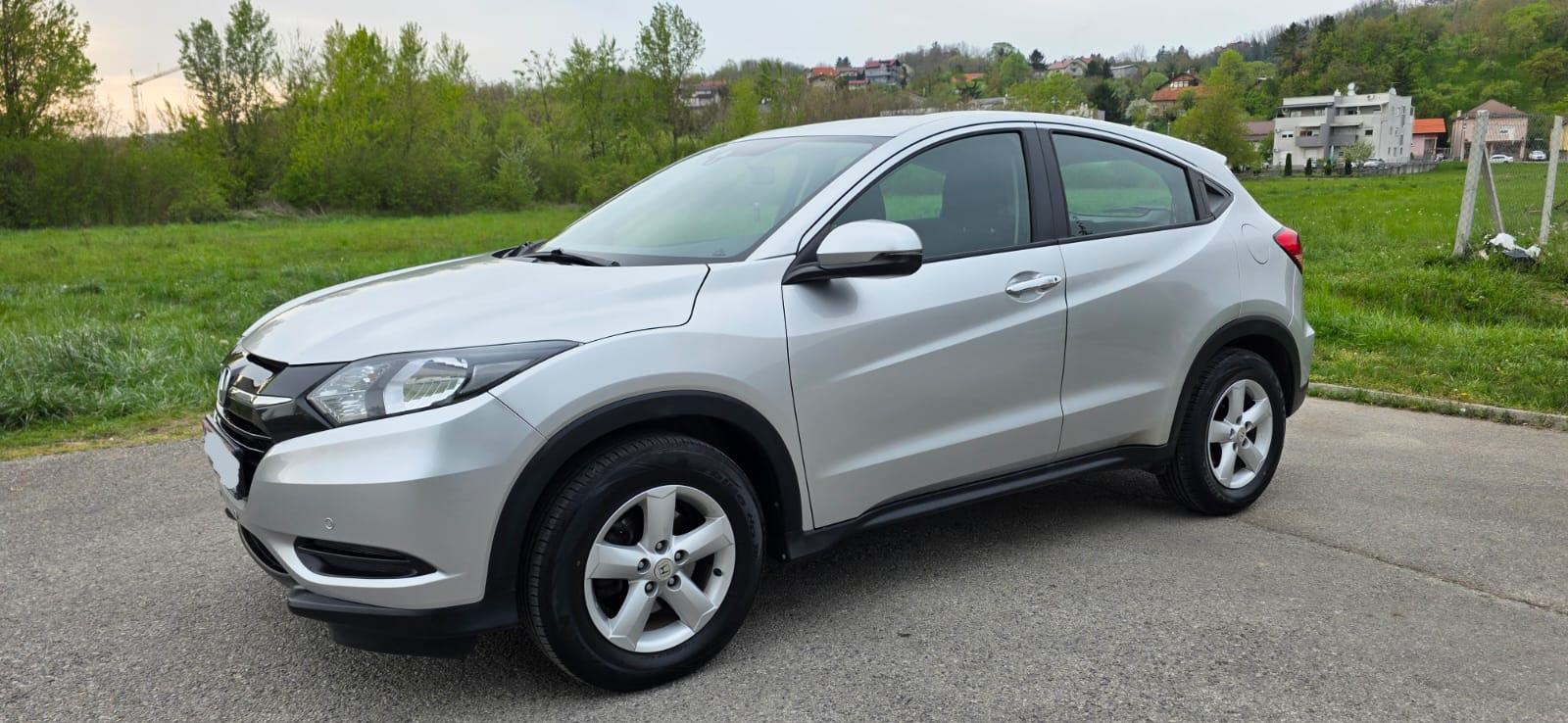 Honda HR-V 1,5 i-VTEC reg. do 01/27, Super stanje, pogled izvana - slika 5