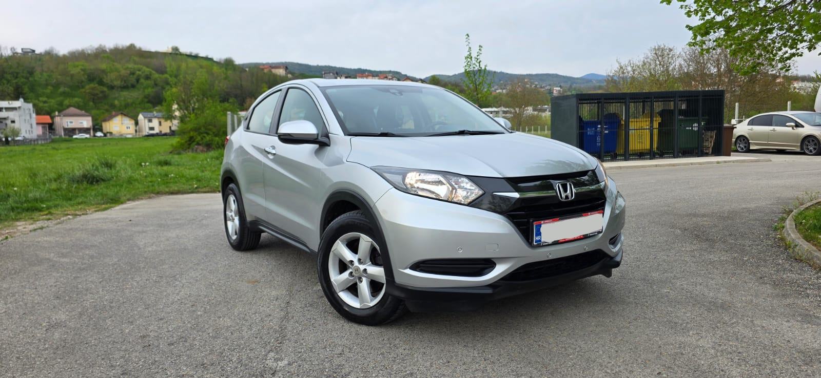 Honda HR-V 1,5 i-VTEC reg. do 01/27, Super stanje, pogled izvana - slika 3