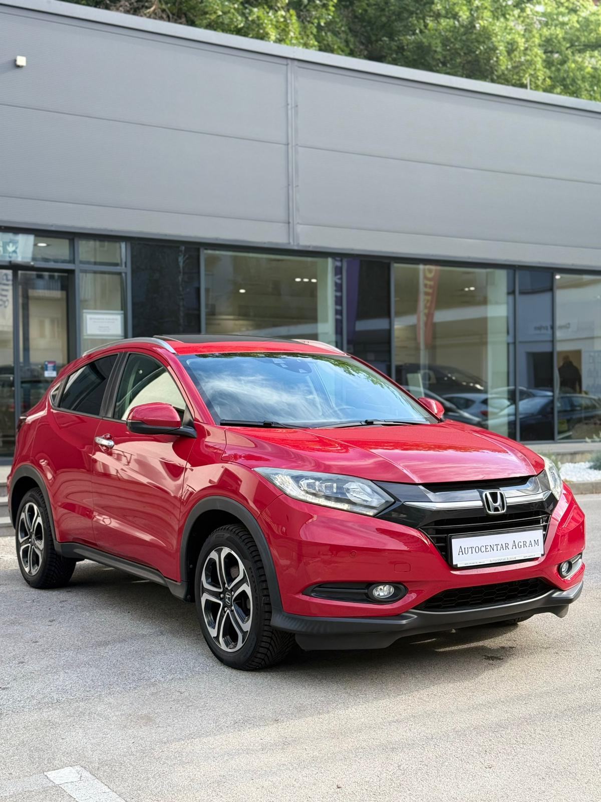 Honda HR-V 1,5 i-VTEC, fotografija 3