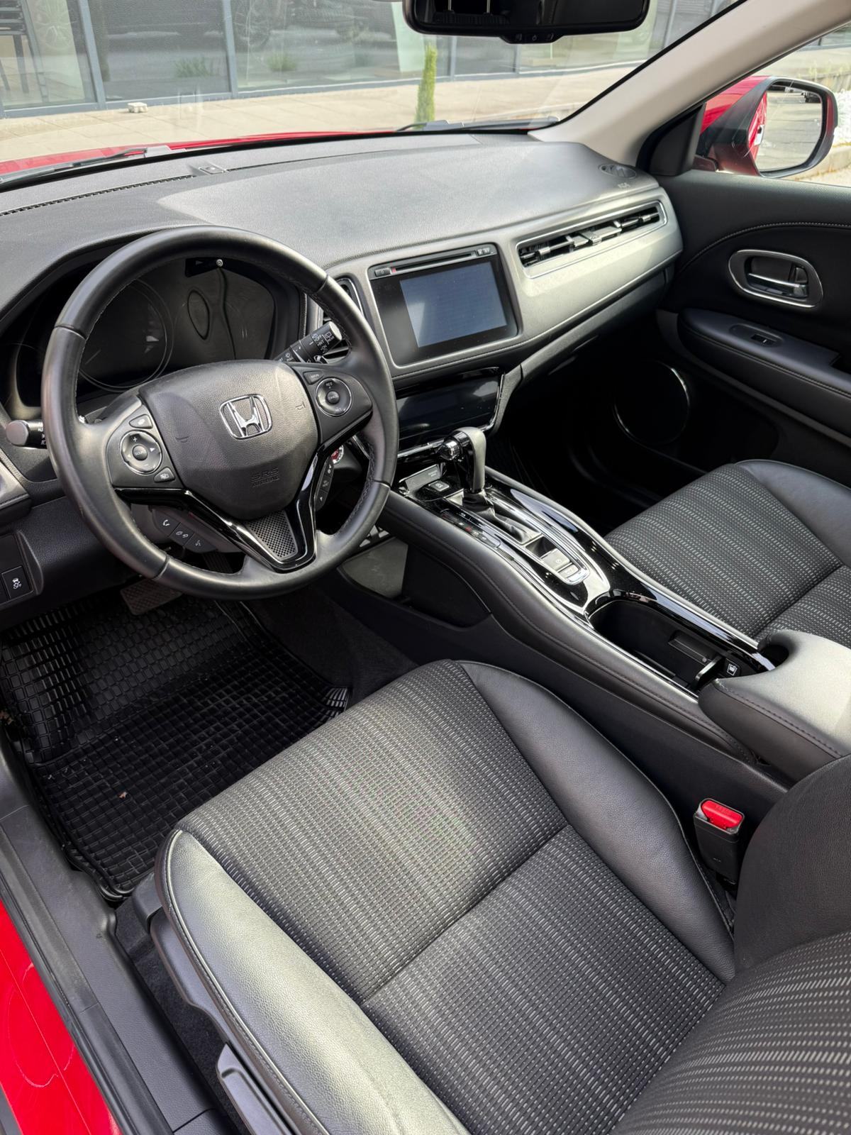 Honda HR-V 1,5 i-VTEC, fotografija 14