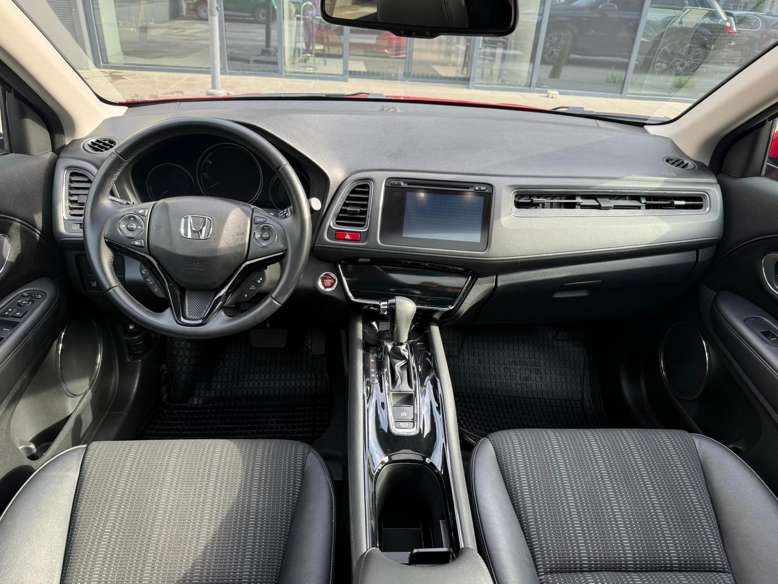 Honda HR-V 1,5 i-VTEC, fotografija 16
