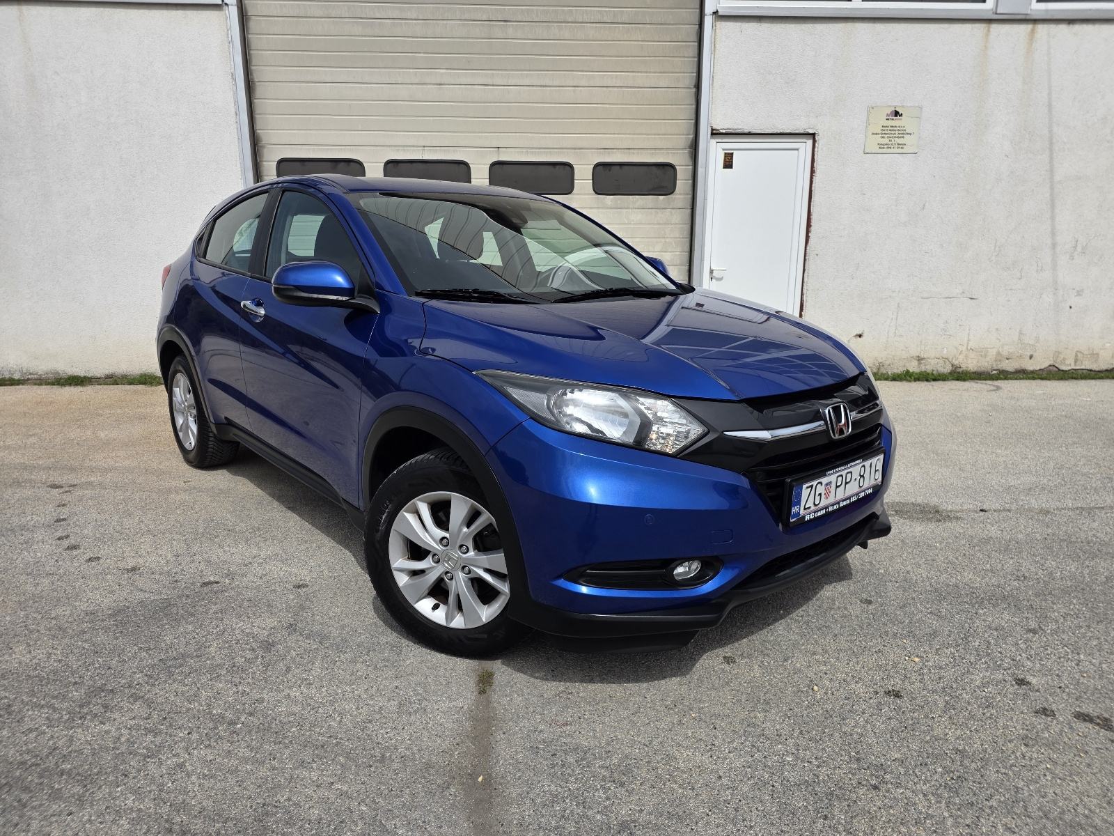 Honda HR-V 1,5 i-VTEC 119.950KM, SERVISNA, JAMSTVO 12MJ., fotografija 2