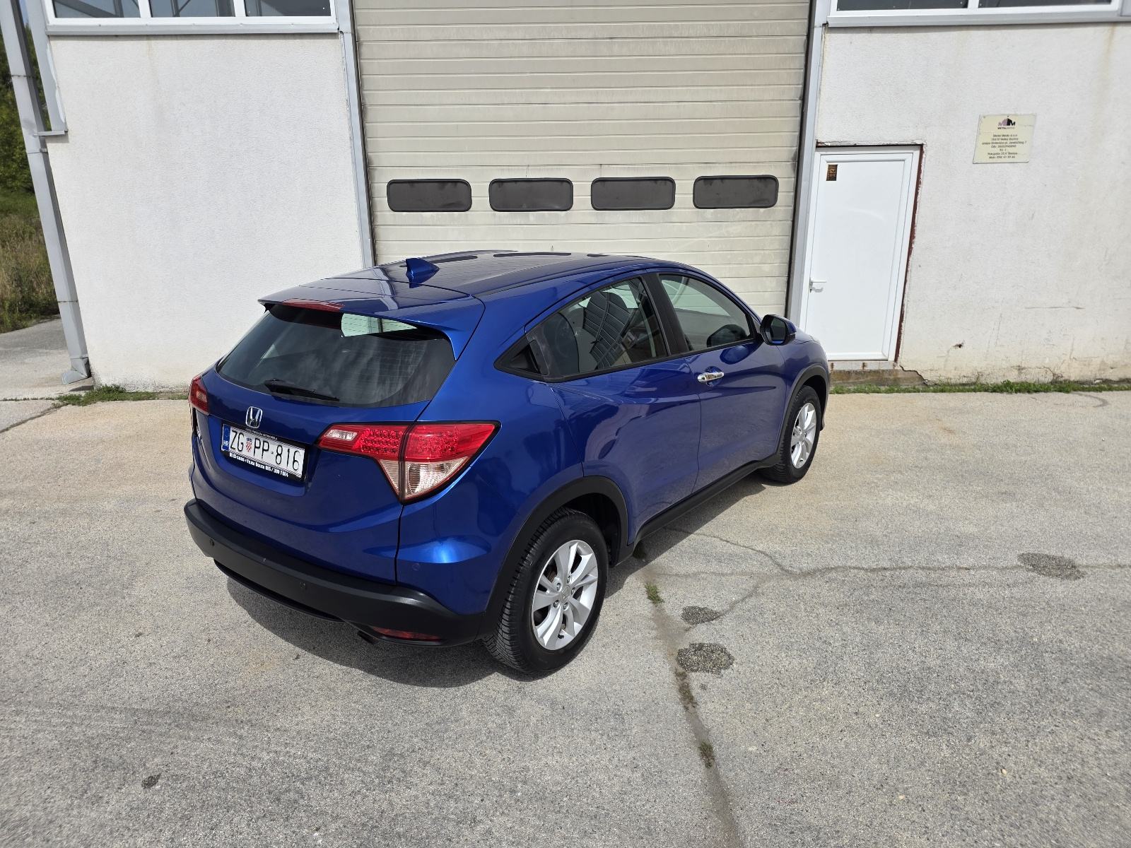 Honda HR-V 1,5 i-VTEC 119.950KM, SERVISNA, JAMSTVO 12MJ., fotografija 8