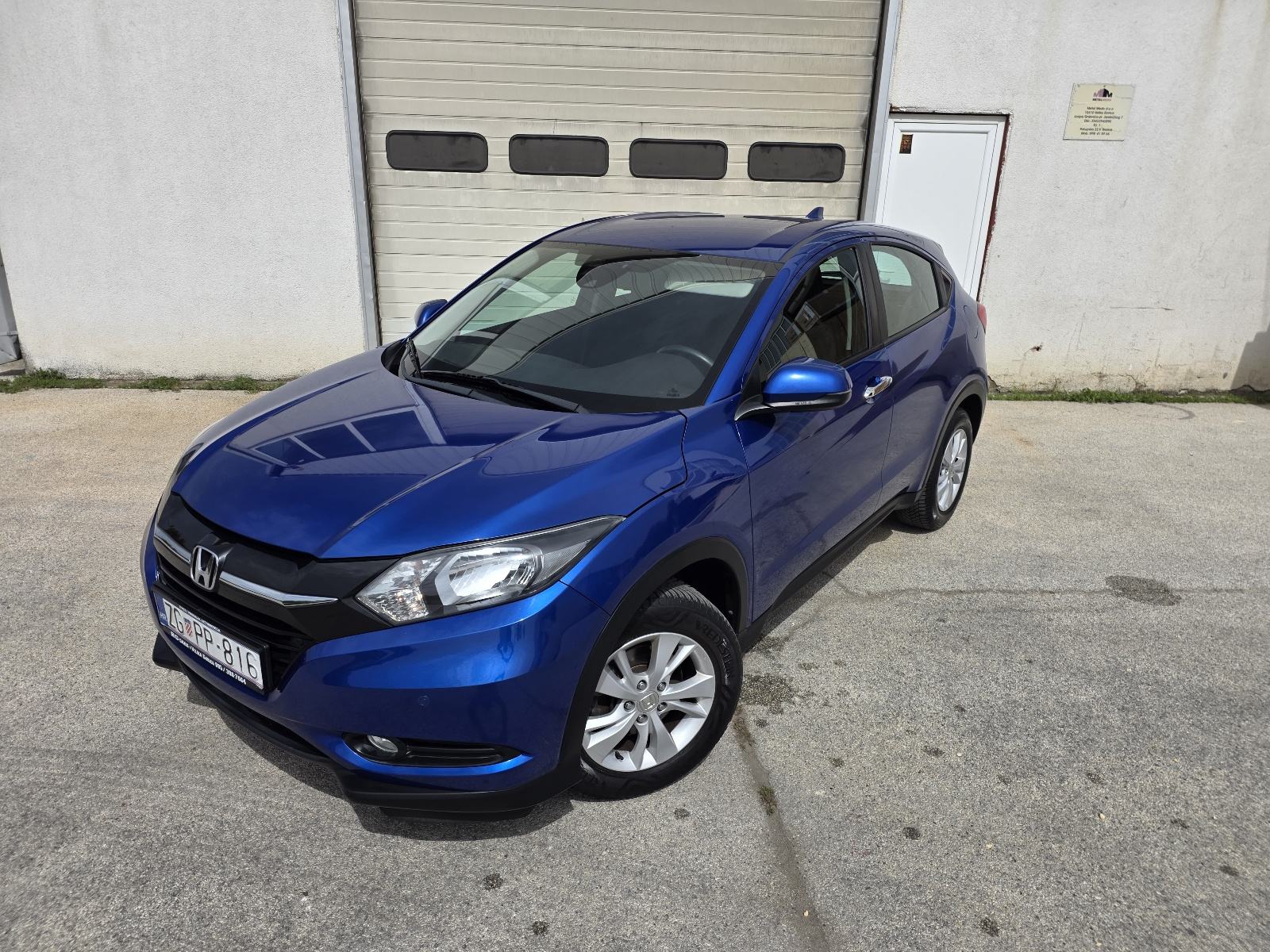 Honda HR-V 1,5 i-VTEC 119.950KM, SERVISNA, JAMSTVO 12MJ., fotografija 3
