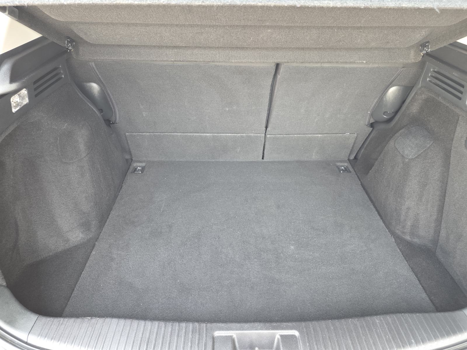 Honda HR-V 1,5 i-VTEC 119.950KM, SERVISNA, JAMSTVO 12MJ., fotografija 15