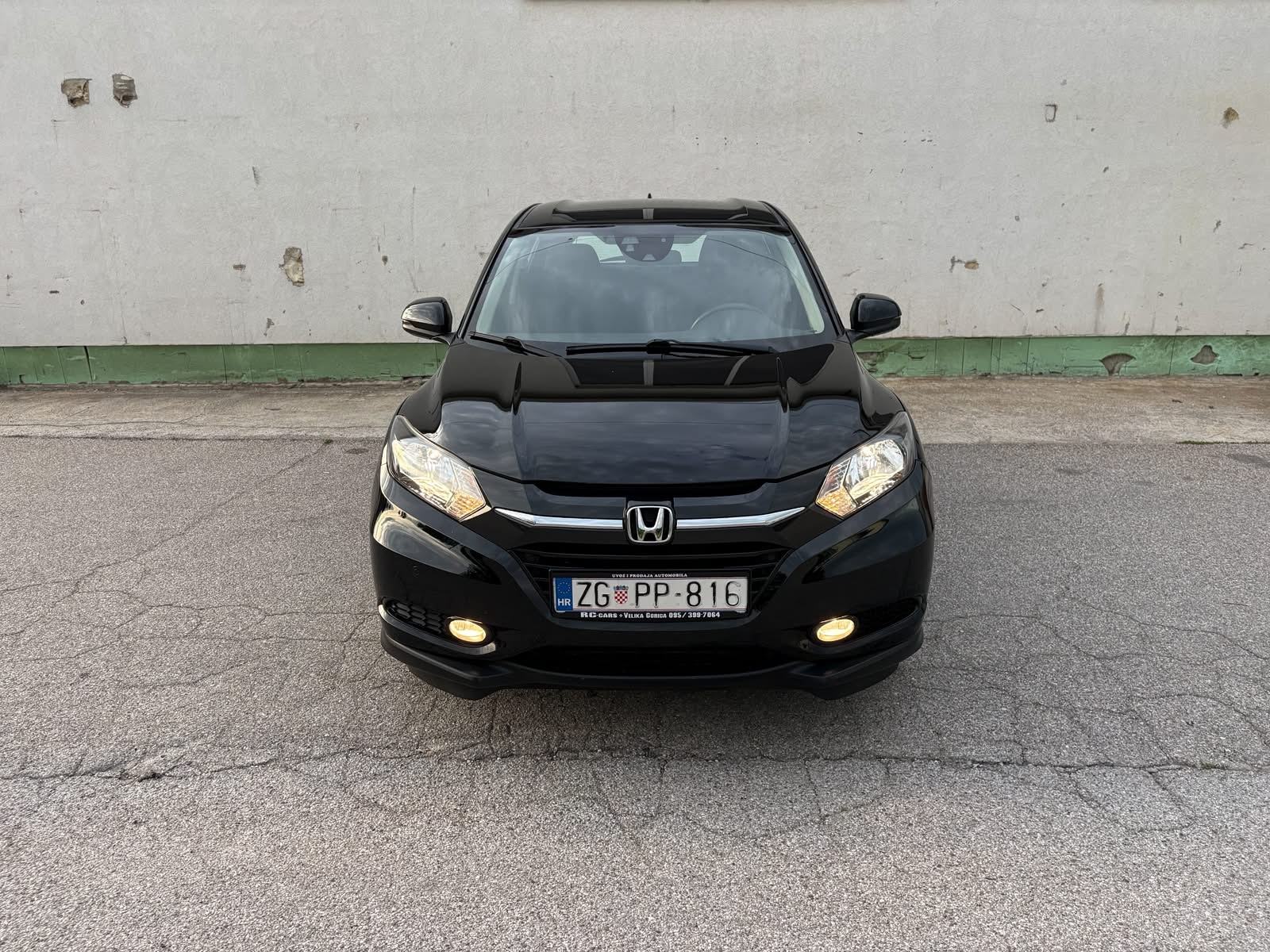 Honda HR-V 1,6 i-DTEC 90.100km - 1.VLASNIK, TOP STANJE, JAMSTVO 12MJ., fotografija 6