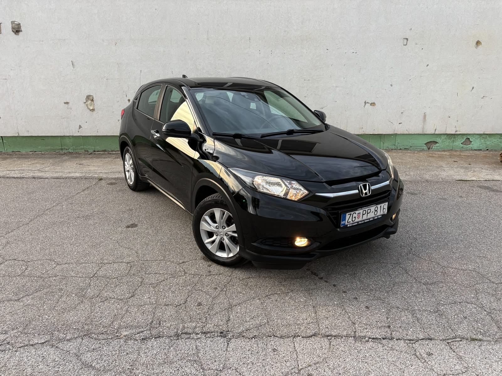 Honda HR-V 1,6 i-DTEC 90.100km - 1.VLASNIK, TOP STANJE, JAMSTVO 12MJ., fotografija 3