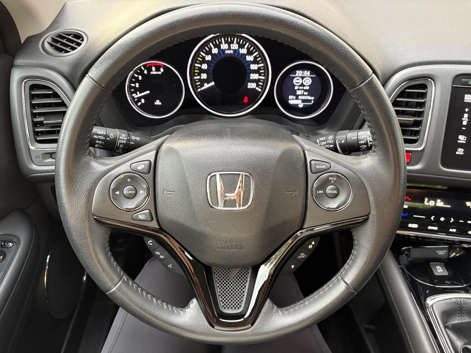 Honda HR-V 1,6 i-DTEC 90.100km - 1.VLASNIK, TOP STANJE, JAMSTVO 12MJ., fotografija 13