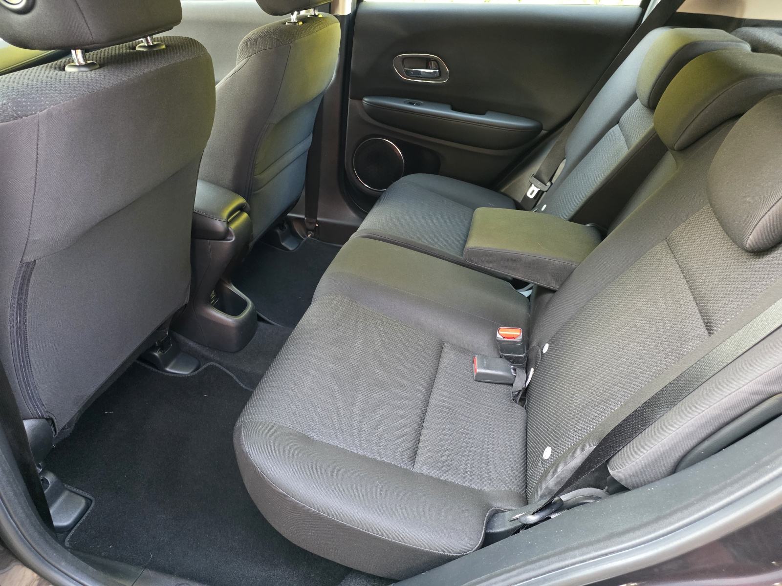 Honda HR-V 1,6 i-DTEC 96KW, NAVIGACIJA, TOP STANJE, JAMSTVO 12MJ., fotografija 18