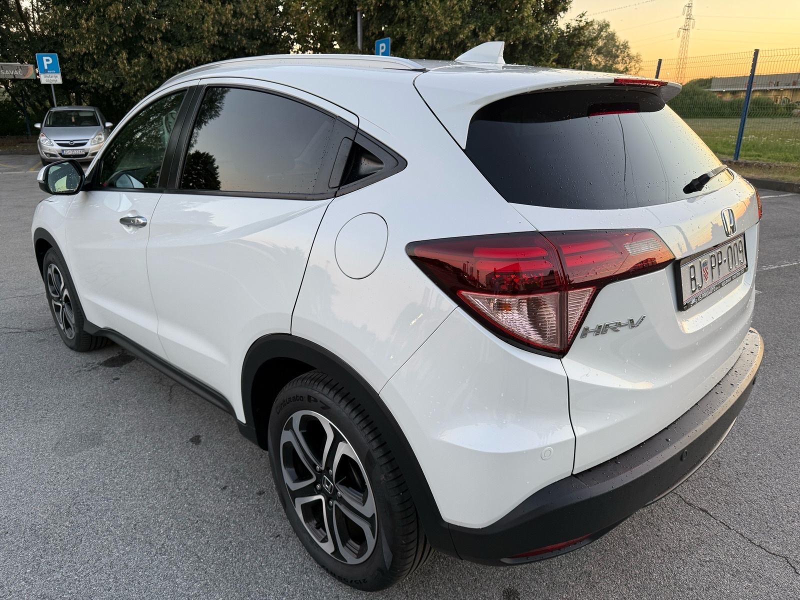 Honda HR-V 1,6 i-DTEC,NAVI,LED,PANORAMA,2xPDC,KAMERA..., fotografija 4
