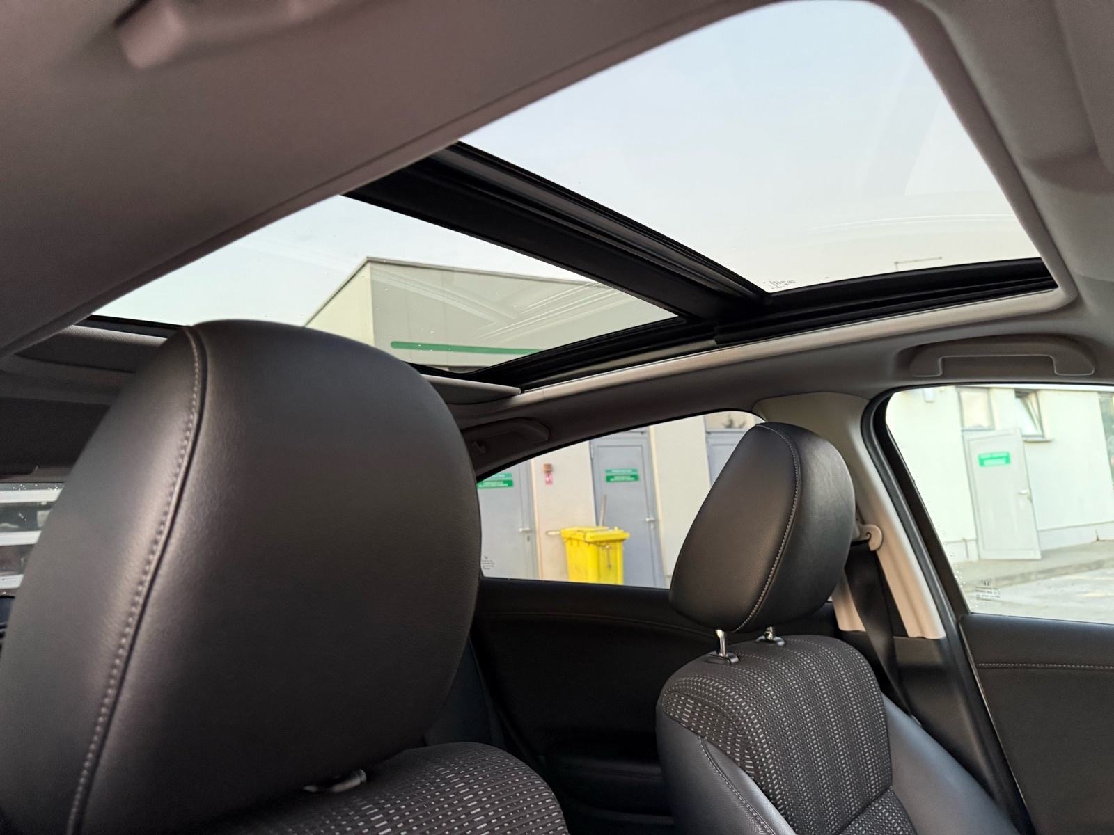 Honda HR-V 1,6 i-DTEC,NAVI,LED,PANORAMA,2xPDC,KAMERA..., fotografija 17