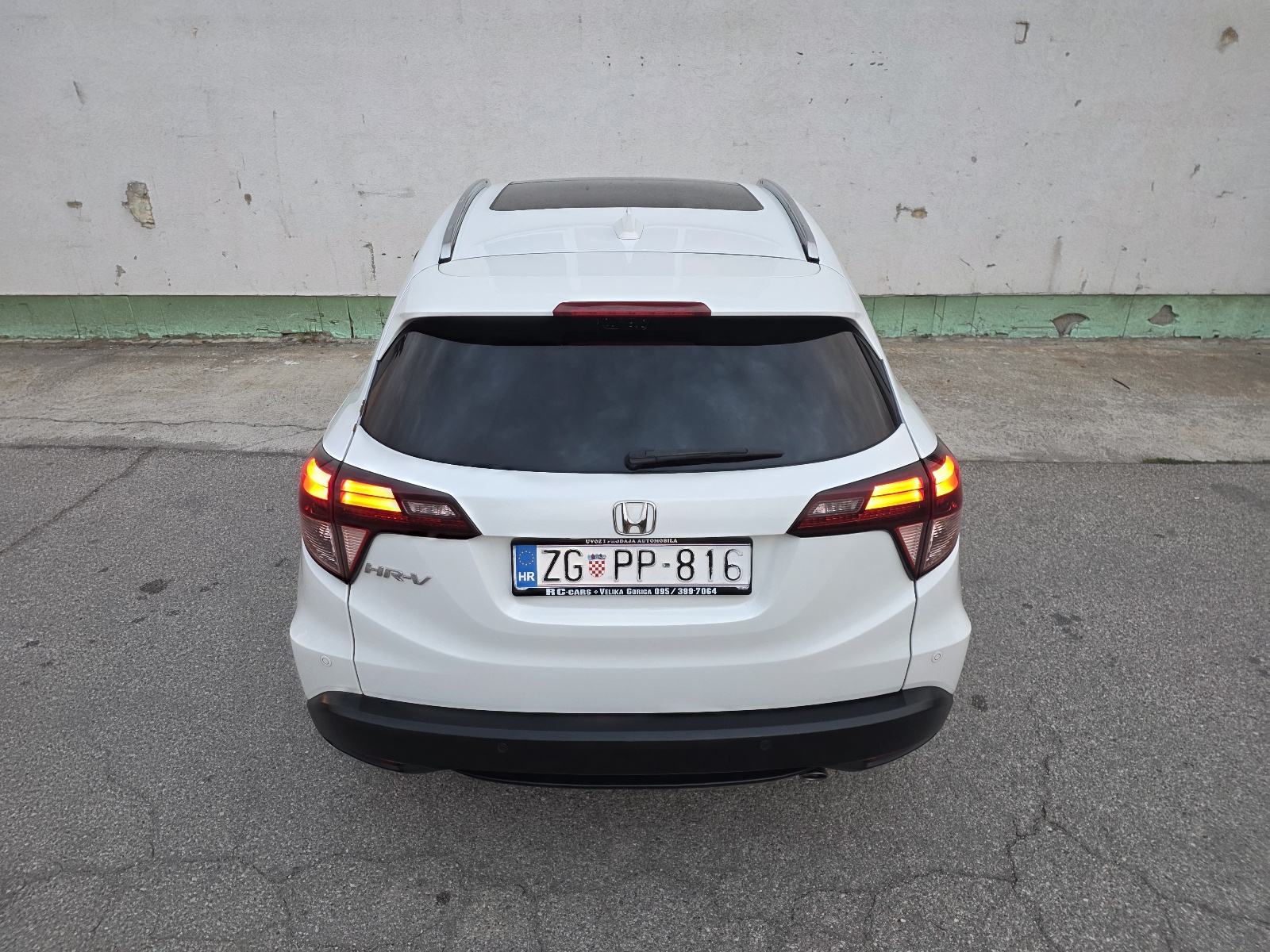 Honda HR-V 1,6 i-DTEC, NAVIGACIJA, PANORAMA, SERVISNA, TOP STANJE!, fotografija 12