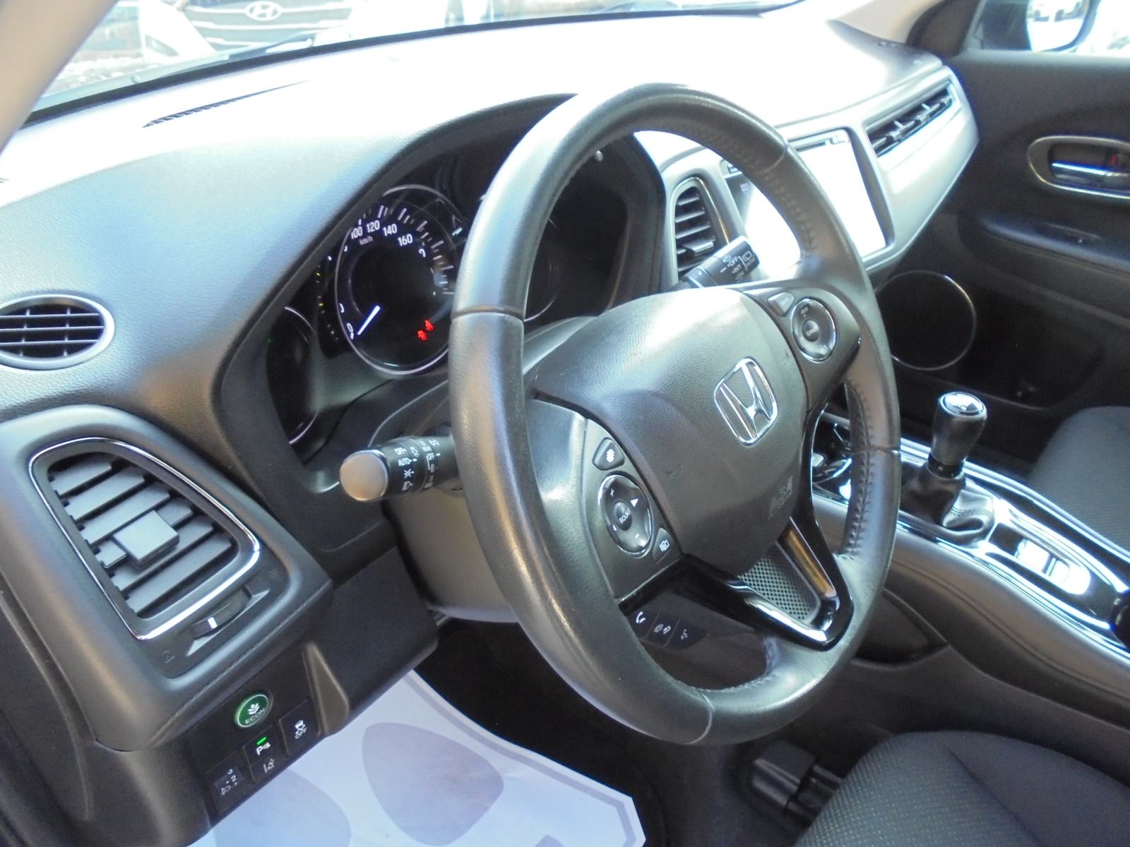 HONDA HR-V 1.6 DTEC NAVIGACIJA,TEMPOMAT,GR. SJEDALA,ALU 17 !!, fotografija 15