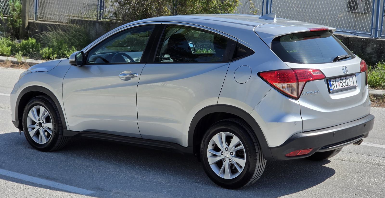 Honda HR-V 1.6 i-DTEC dizel 120ks 6 brzina, extra stanje, reg 5 27, fotografija 12