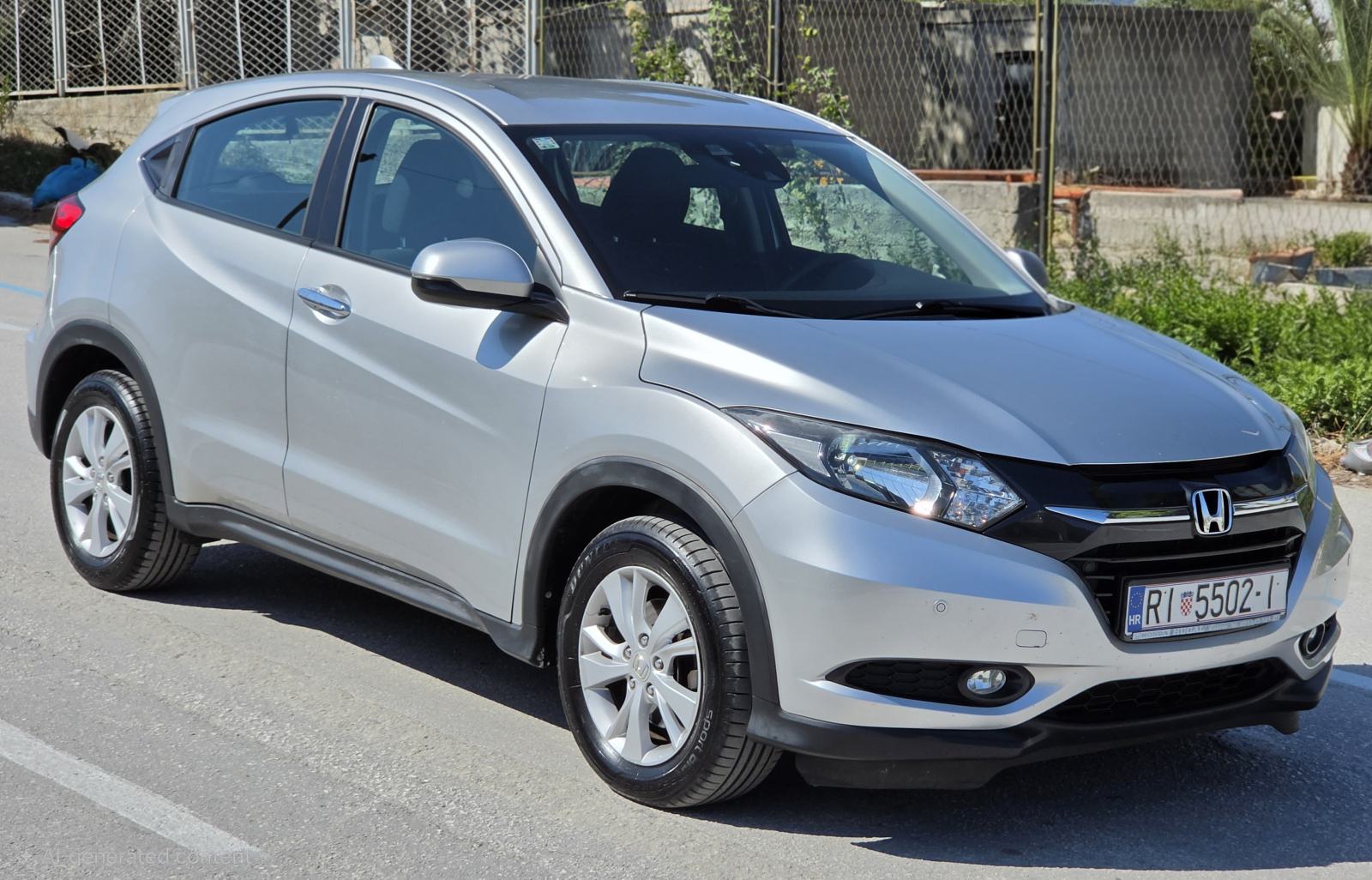 Honda HR-V 1.6 i-DTEC dizel 120ks 6 brzina, extra stanje, reg 5 27, fotografija 3
