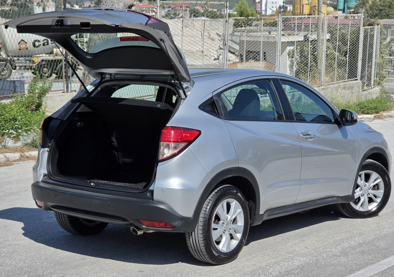 Honda HR-V 1.6 i-DTEC dizel 120ks 6 brzina, extra stanje, reg 5 27, fotografija 11