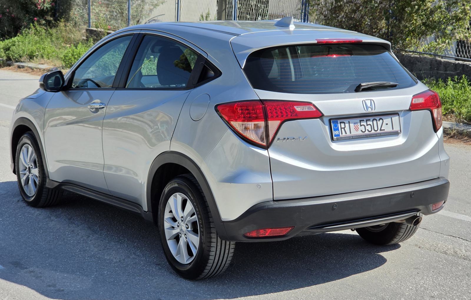 Honda HR-V 1.6 i-DTEC dizel 120ks 6 brzina, extra stanje, reg 5 27, fotografija 10