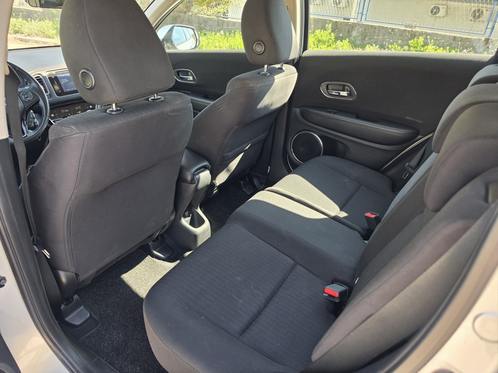 Honda HR-V 1.6 i-DTEC dizel 120ks 6 brzina, extra stanje, reg 5 27, fotografija 18