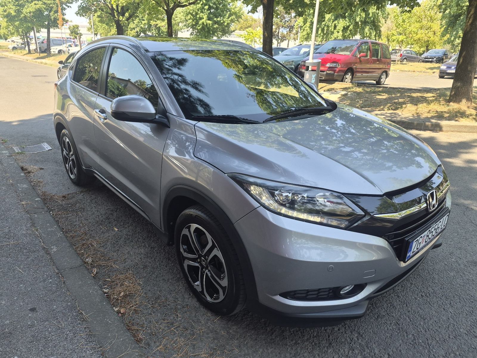 Honda HR-V 1,6 i-DTEC, fotografija 3