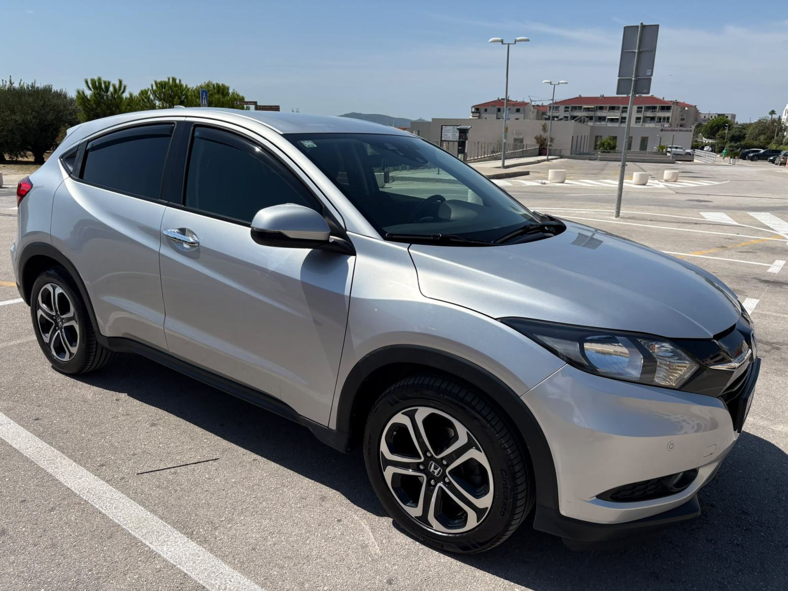 Honda HR-V 1.6 i-DTEC Elegance Navi, fotografija 3